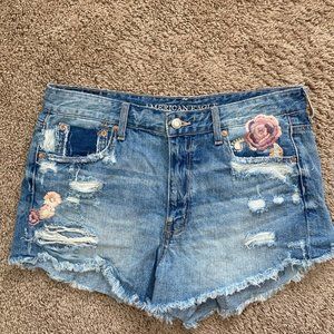 American Eagle High Rise Festival Denim Sh…